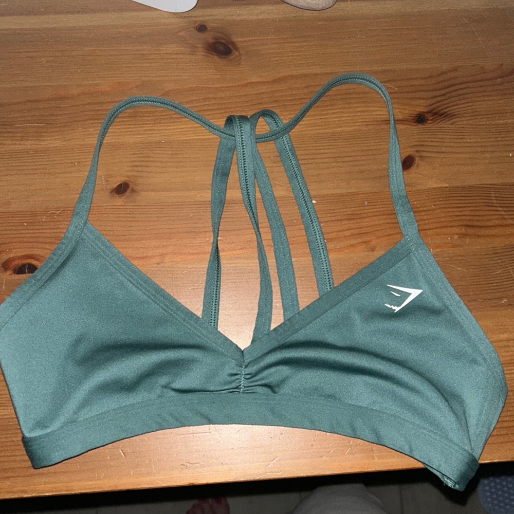 Green gymshark sports bra!